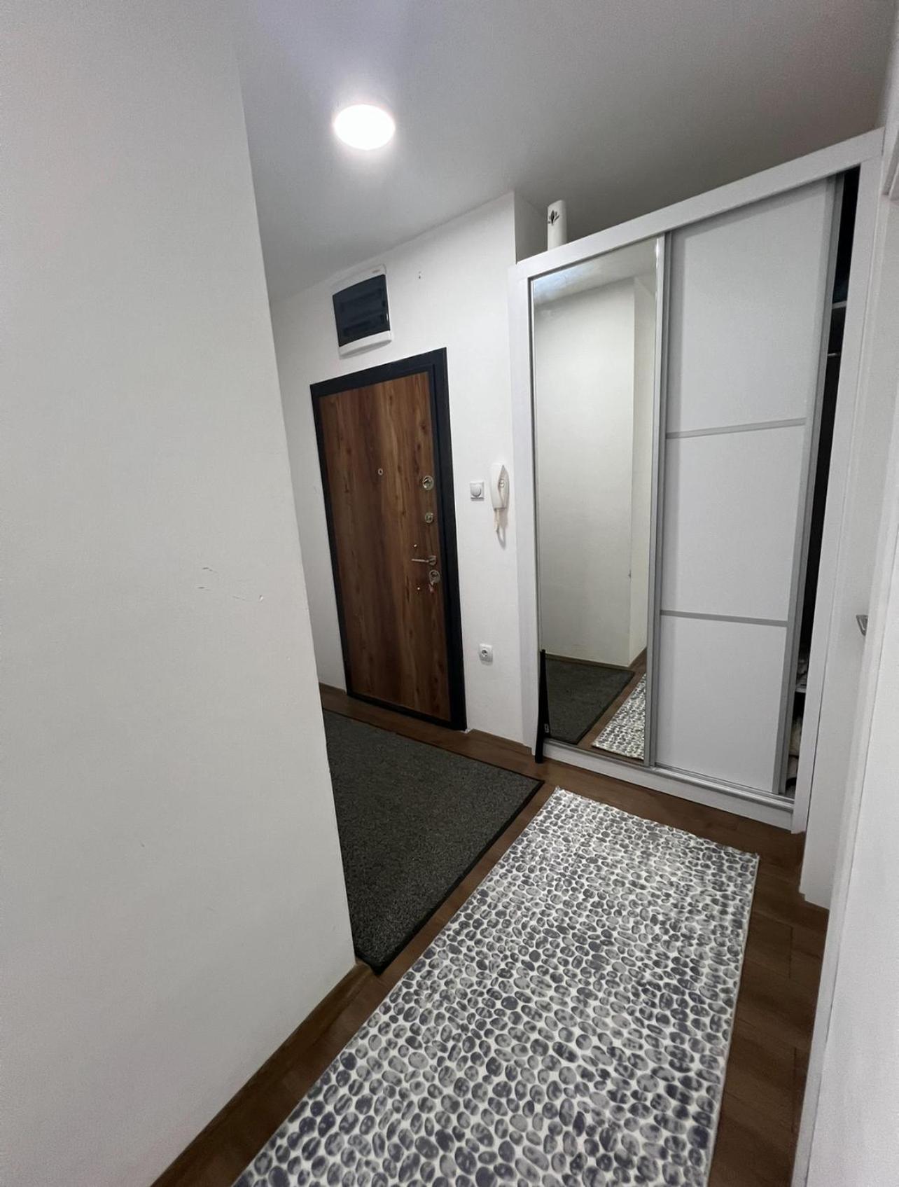 Downtown Great Apartment ストルミツァ エクステリア 写真
